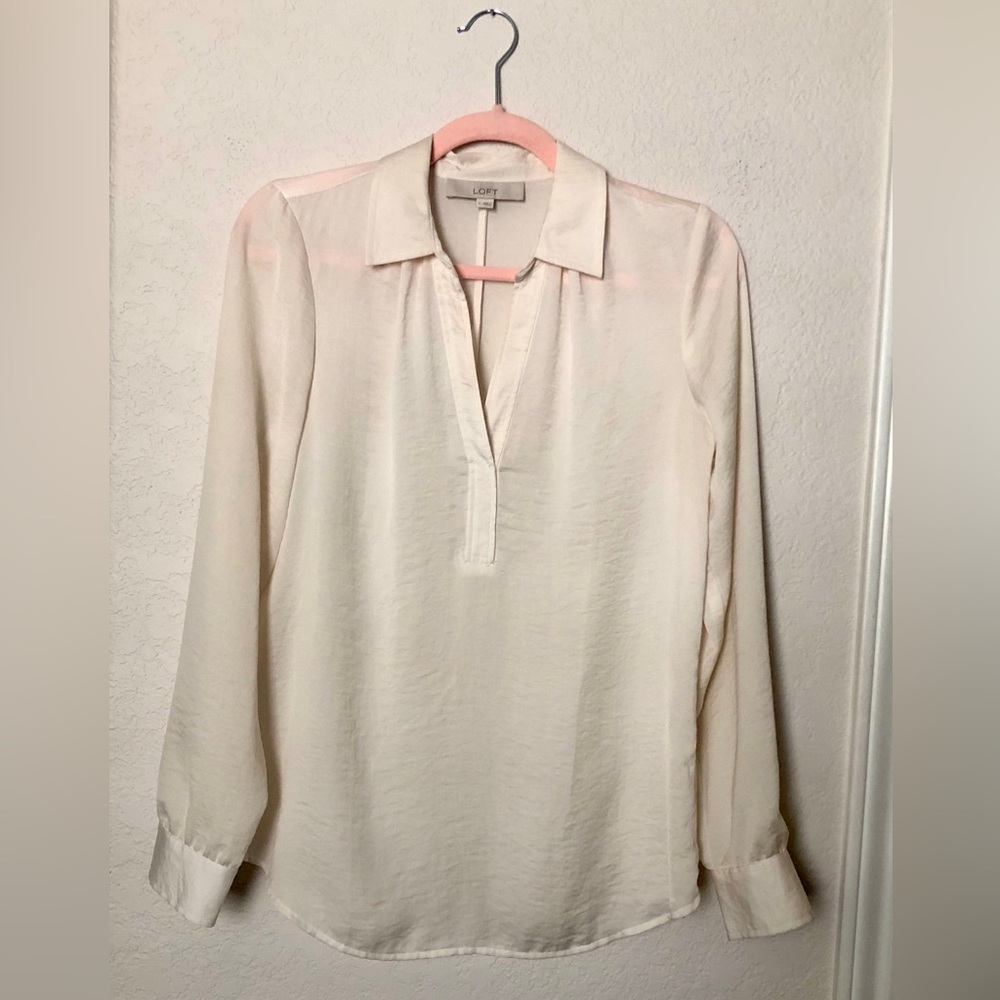 Ann Taylor LOFT Long Sleeve Cream Blouse